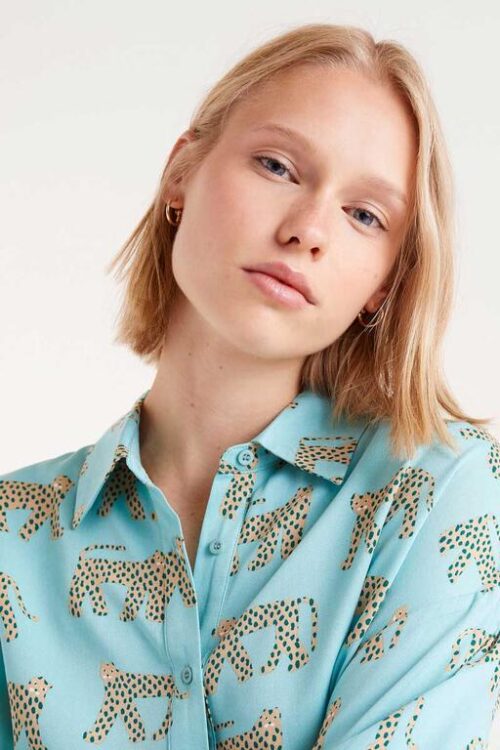 CAMISA FLUIDA ESTAMPADO JAGUAR