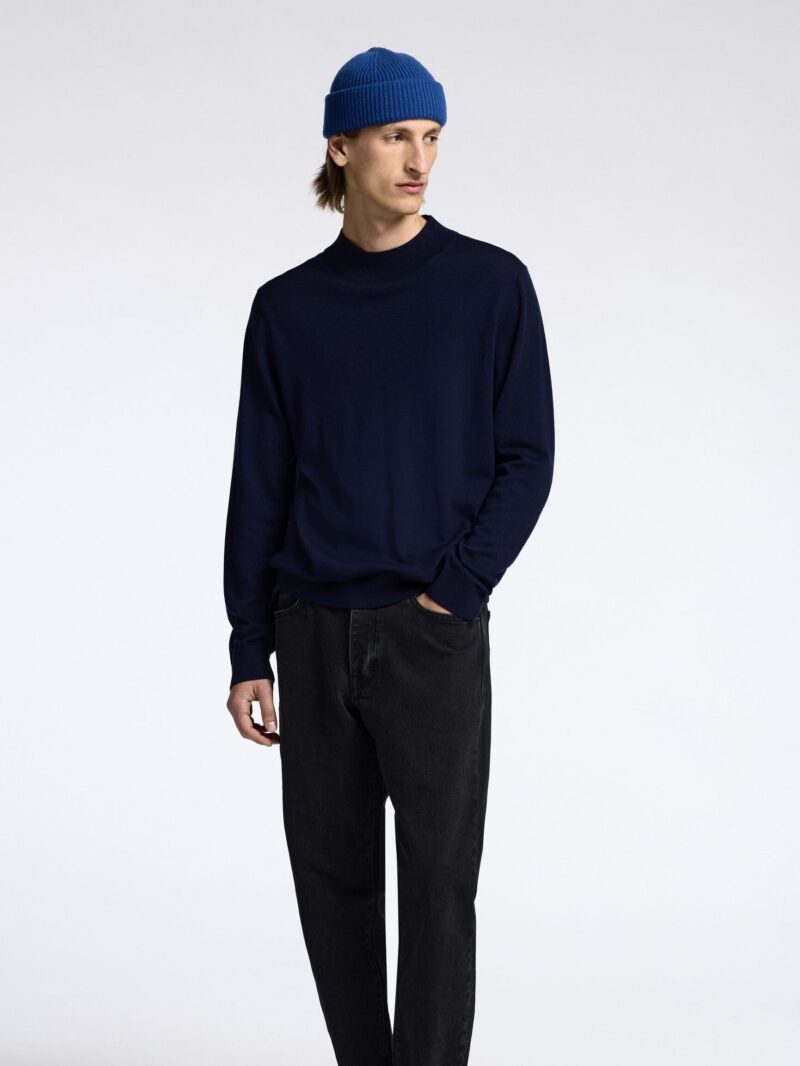 KNIT MERINO MOCK NECK NOOSE