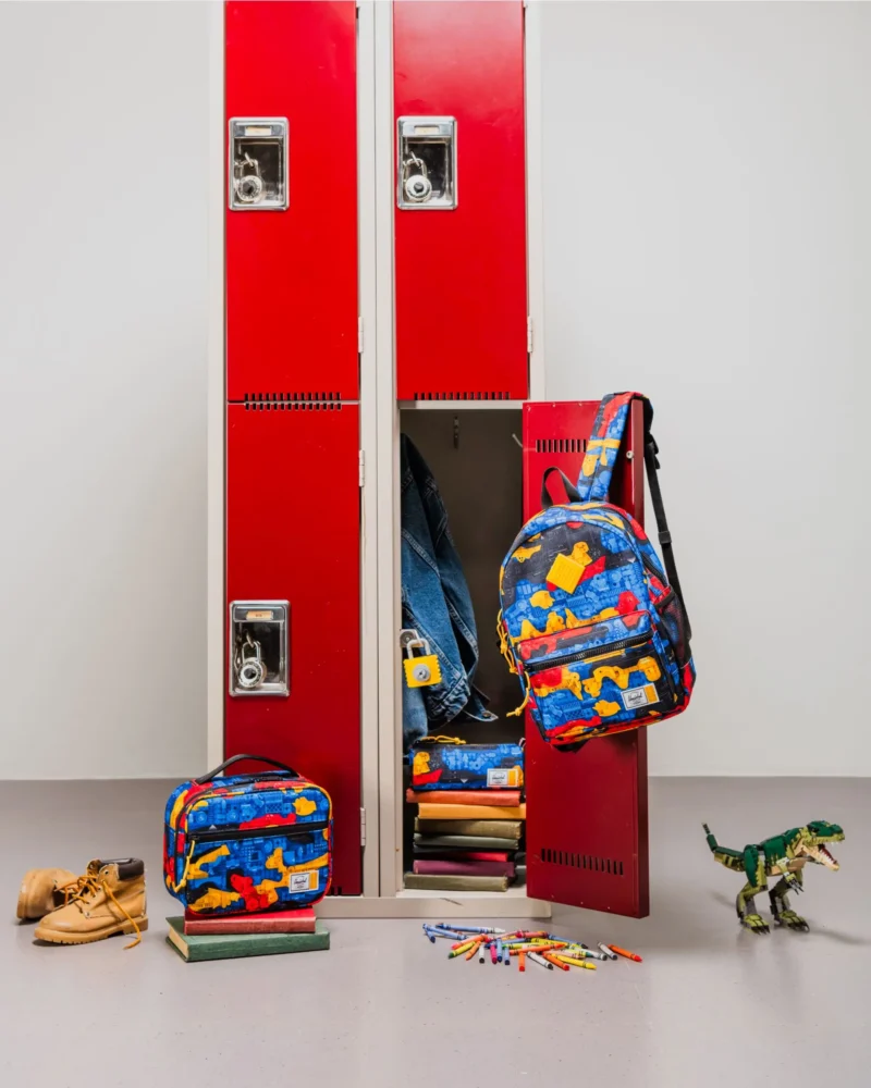 LEGO SETTLEMENT PENCIL CASE LITTLE HERSCHEL 1L - immagine 2